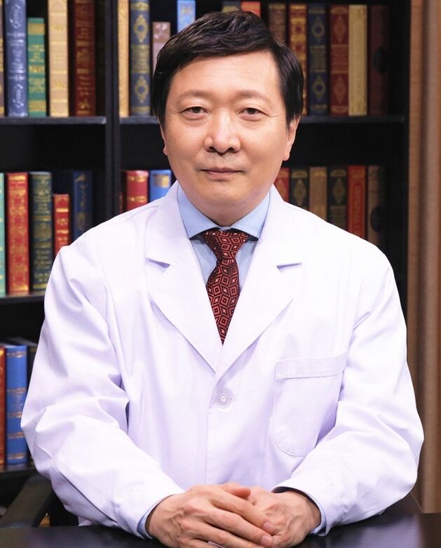 Doctor Rheumatologist Bryan